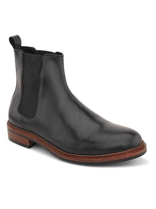 CHELSEA BOOTS