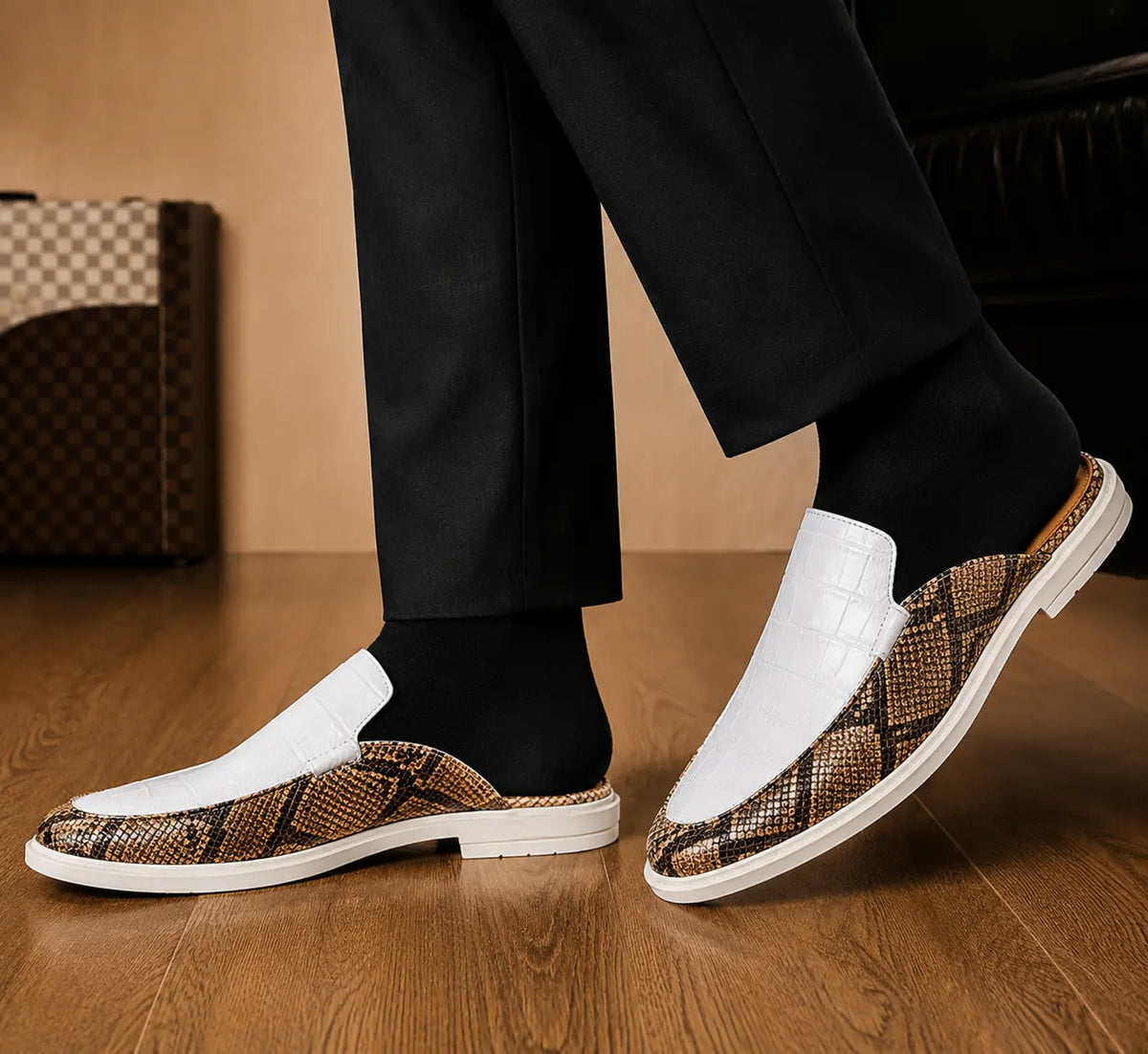 Marmaris Snake-Embossed Lug Mule for Men - Two-Material Backless Shoes