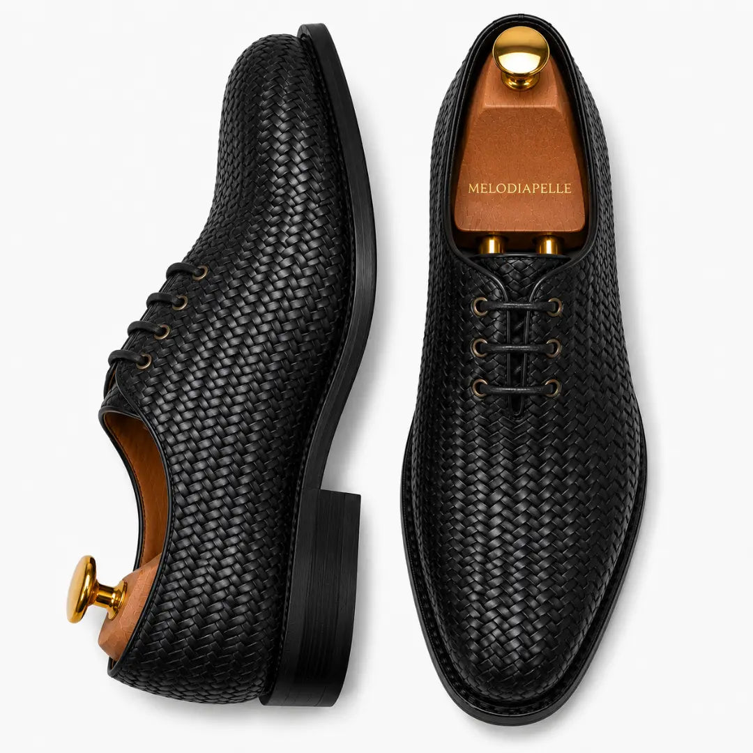 Morrigan Full-Woven Oxford // Mahogany Burgundy