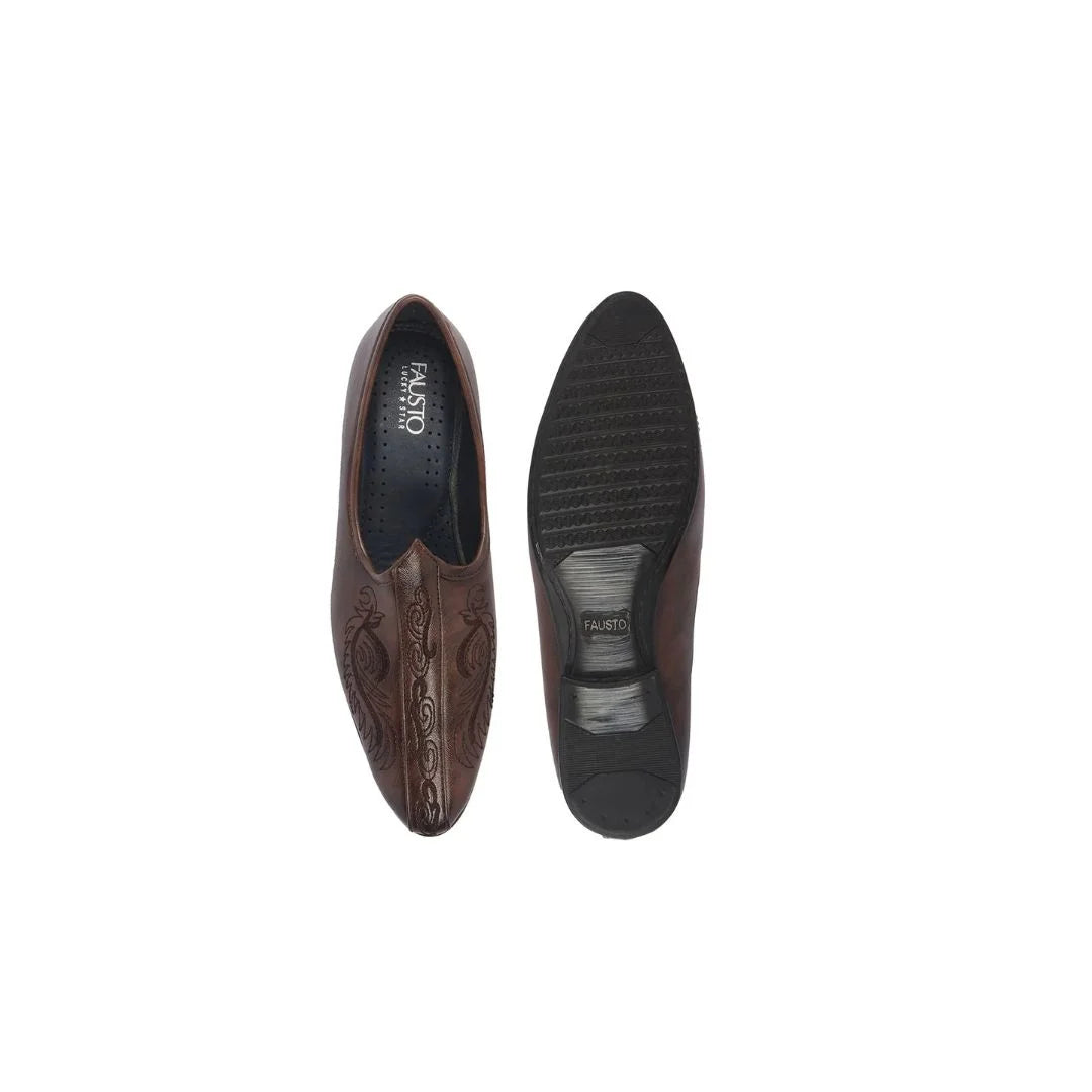 Murud Embossed Leather Mojari for Men - Tonal-Pattern Leather Mojari
