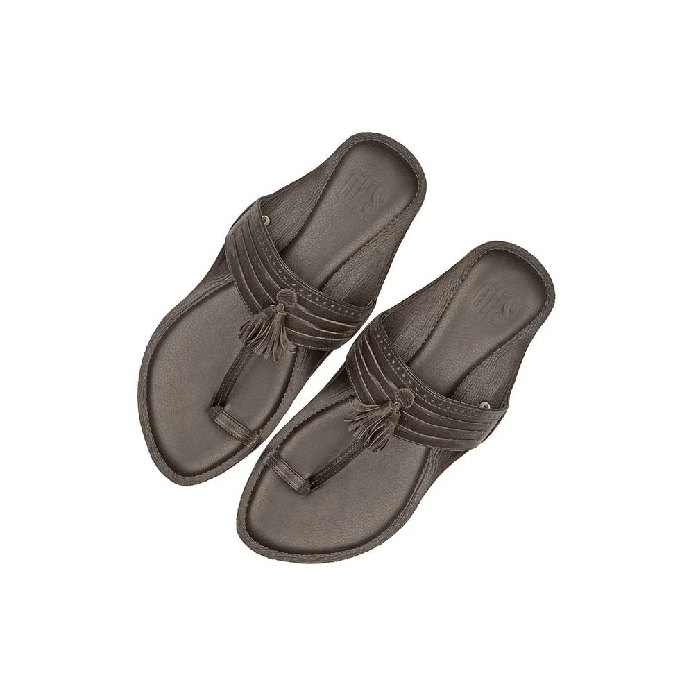Marausa Tasselled Toe-Loop Toe-Loop Slipper for Men - Kolhapuri-Style Leather Slippers