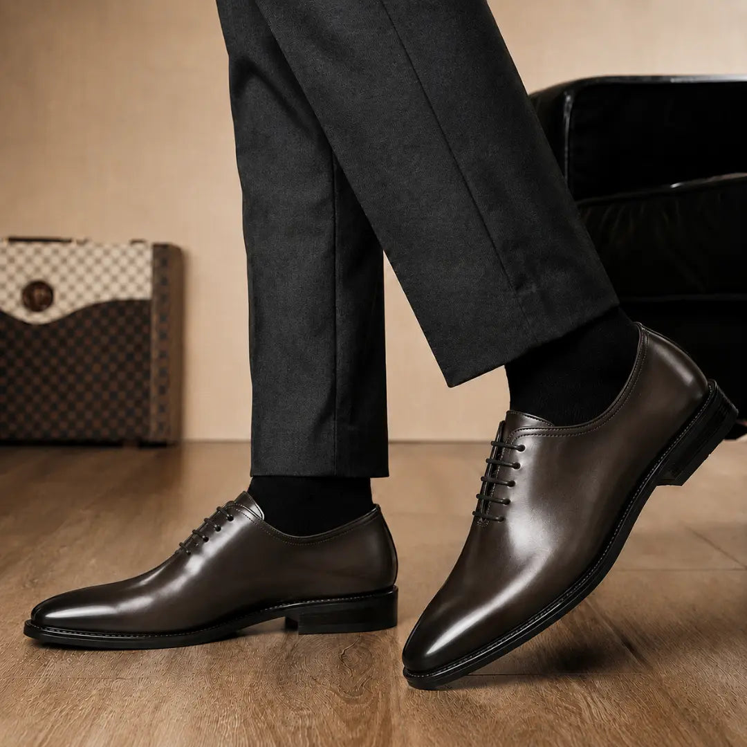 Meta Wholecut Oxford // Midnight Navy