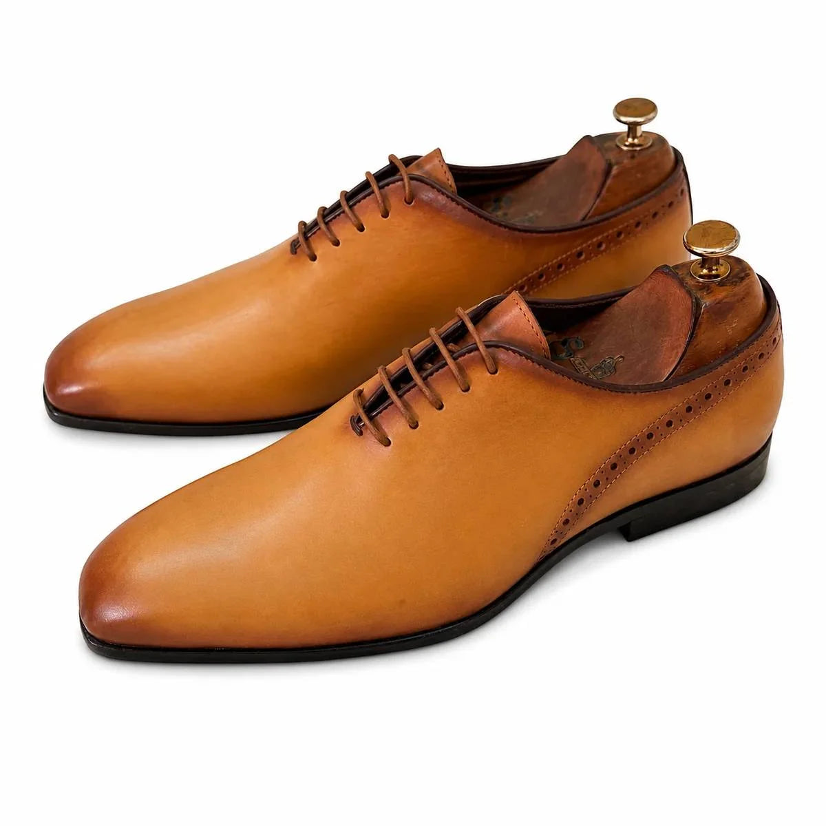 Montecosaro Brogued Heel-Seam Wholecut Oxford for Men - Hand-Finished Leather Oxford Shoes