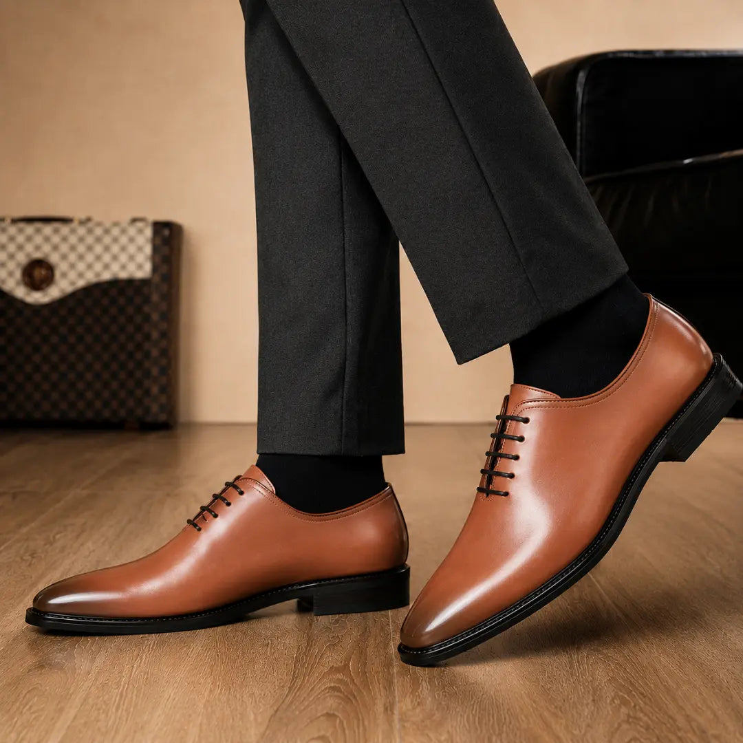 Meta Wholecut Oxford // Midnight Navy