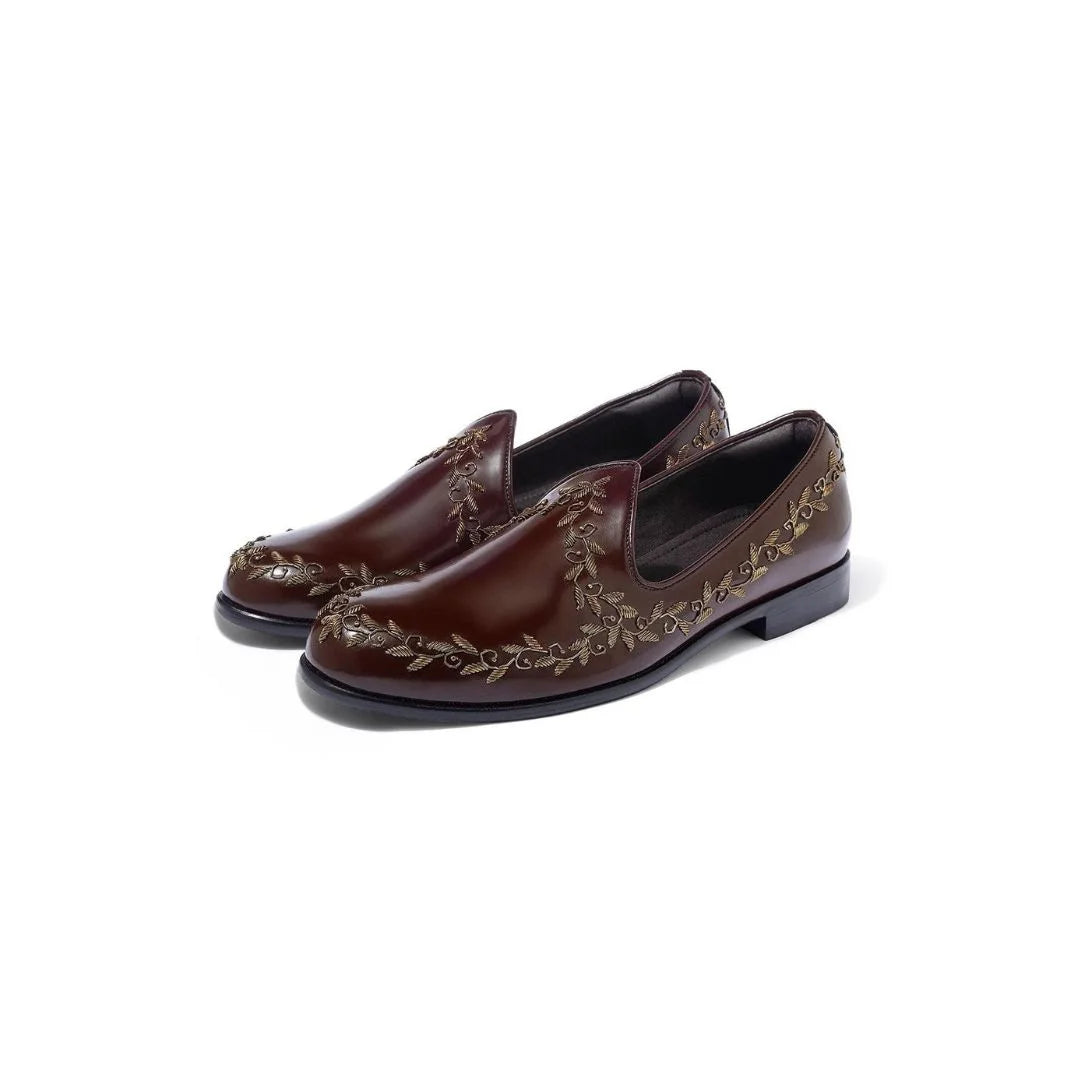 Majuli Zardozi-Vine Nagra Jutti for Men - Hand-Embroidered Leather Nagra