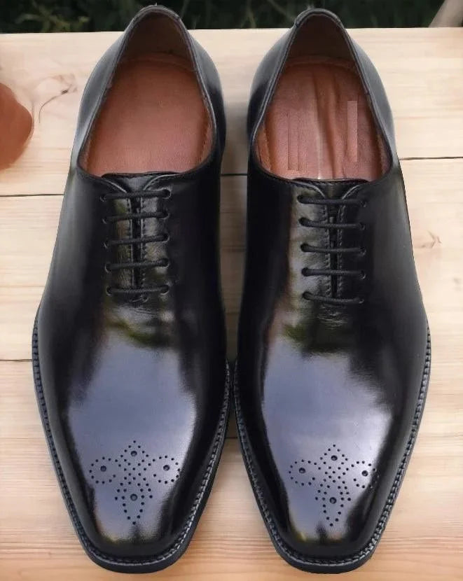 Moggio Ornate Medallion Wholecut Oxford for Men - Polished Leather Oxford Shoes