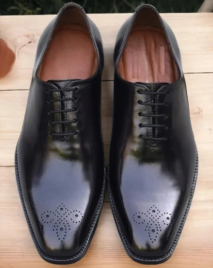 Moggio Ornate Medallion Wholecut Oxford for Men - Polished Leather Oxford Shoes