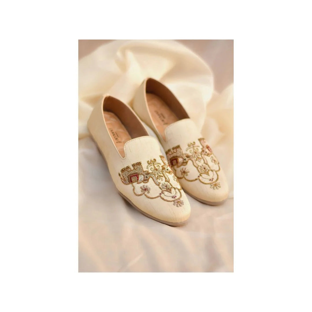 Mahabaleshwar Zardozi Elephant Ethnic Loafer for Men - Hand-Embroidered Silk Wedding Loafers