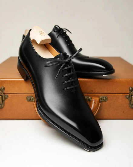 Mergozzo Bevelled Chisel-Toe Wholecut Oxford for Men - Classic Formal Oxford Shoes