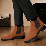 Moorgate Suede Chelsea Boot // Jet Black