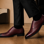 Munich Woven Brogue Oxford // Bordeaux
