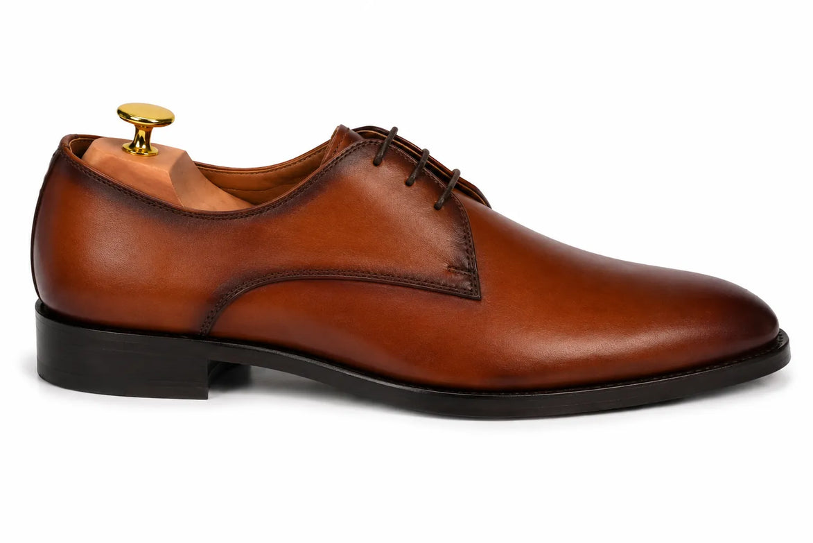 Mangrove Plain Derby // Cognac Tan