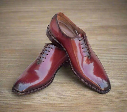 Motta Glossy Medallion Wholecut Oxford for Men - High-Shine Leather Dress Shoes