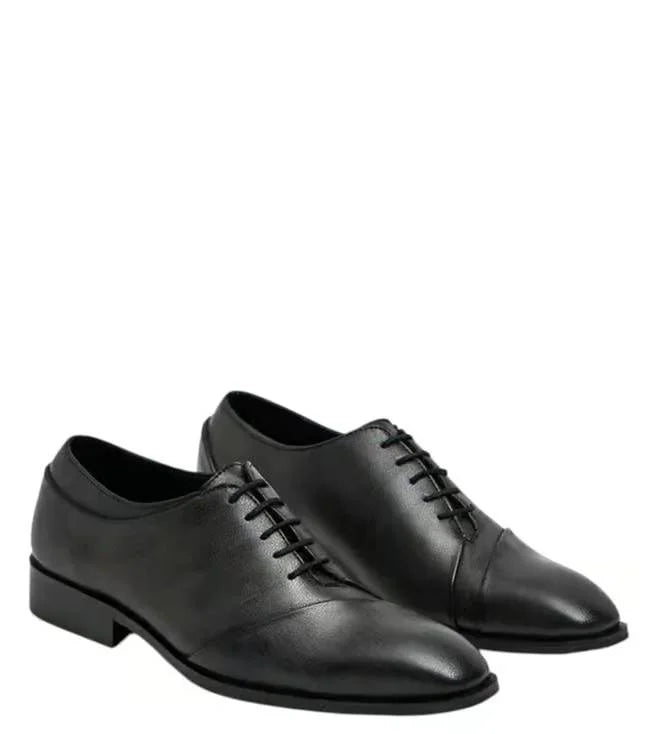 Montecchio Cap-Line Wholecut Oxford for Men - Polished Leather Office Shoes