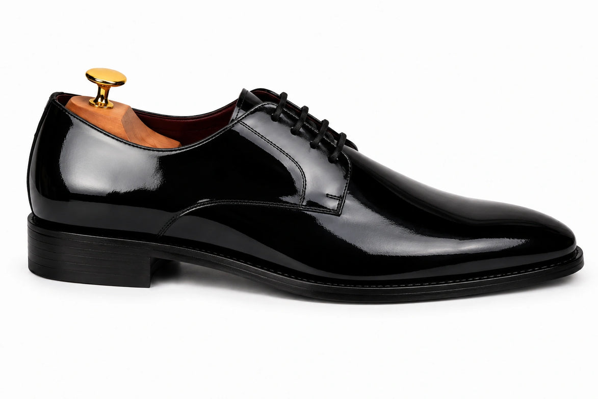 Matera Plain-Toe Derby // Nero Black