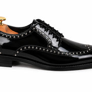 Mortlach Studded Apron Derby // Nero Black
