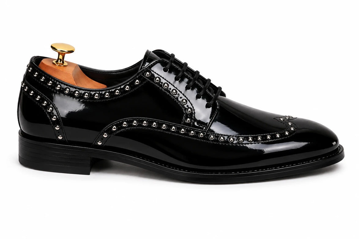 Mortlach Studded Apron Derby // Nero Black