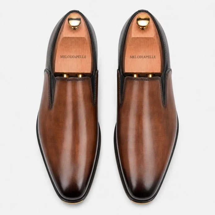 Melodiapelle Farida Mule in rust tan leather, pair top-down view, handcrafted in Agra
