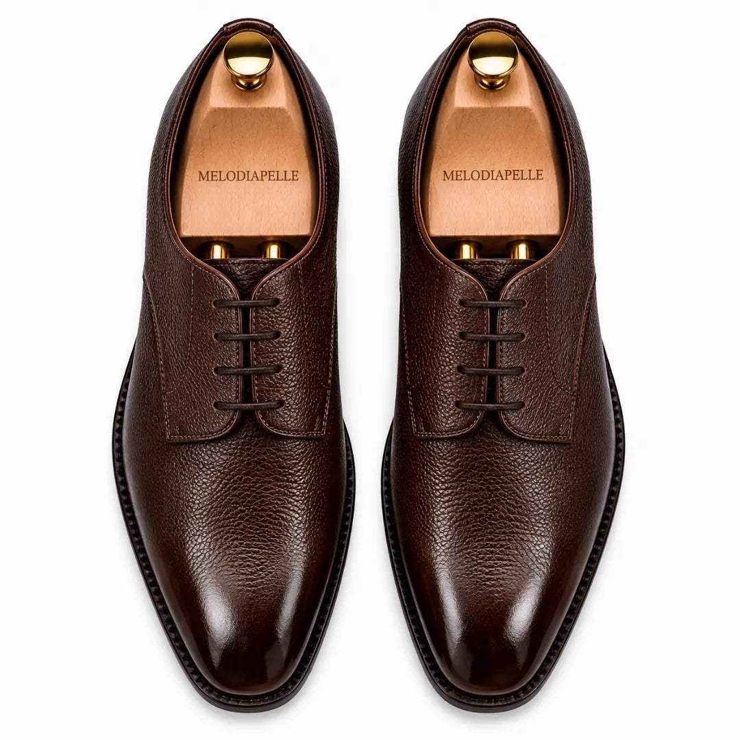 Melodiapelle Magnum Derby Shoe in dark brown leather, pair top-down view, handcrafted in Agra