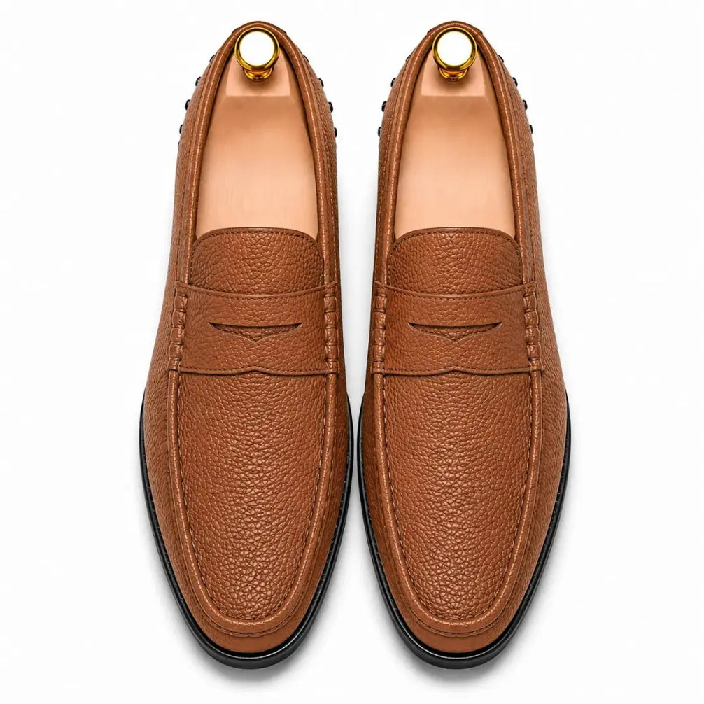 Melodiapelle Manhattan Loafer in rust tan leather, pair top-down view, handcrafted in Agra
