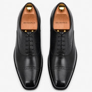 Melodiapelle Marcello Semi-Brogue Oxford in nero black leather, pair top-down view, handcrafted in Agra