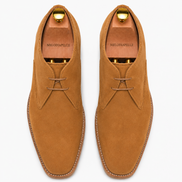 Melodiapelle Maringa Suede Chukka Boot in camel suede, pair top-down view, handcrafted in Agra