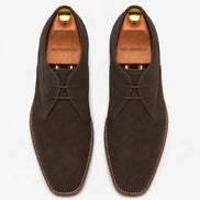 Melodiapelle Maringa Suede Chukka Boot in dark brown suede, pair top-down view, handcrafted in Agra