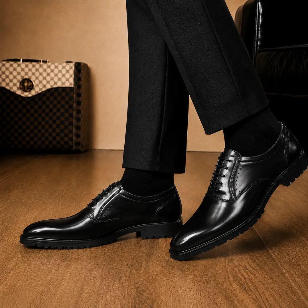 Melodiapelle Marlboro Derby Shoes in black leather worn with formal trousers, on-feet shot
