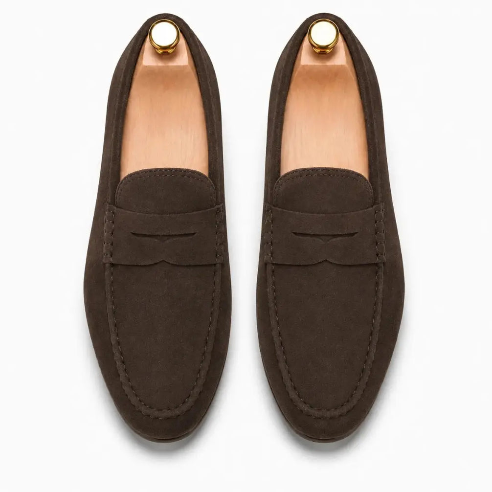 Melodiapelle Maryland Loafer in dark brown suede, pair top-down view, handcrafted in Agra