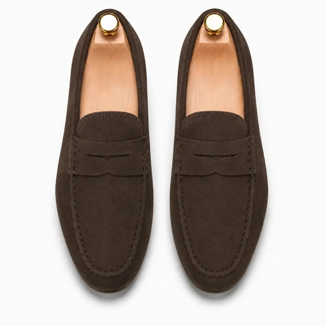 Melodiapelle Maryland Loafer in dark brown suede, pair top-down view, handcrafted in Agra