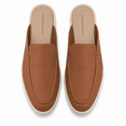 Melodiapelle Massimo Mule in tan leather, pair top-down view, handcrafted in Agra