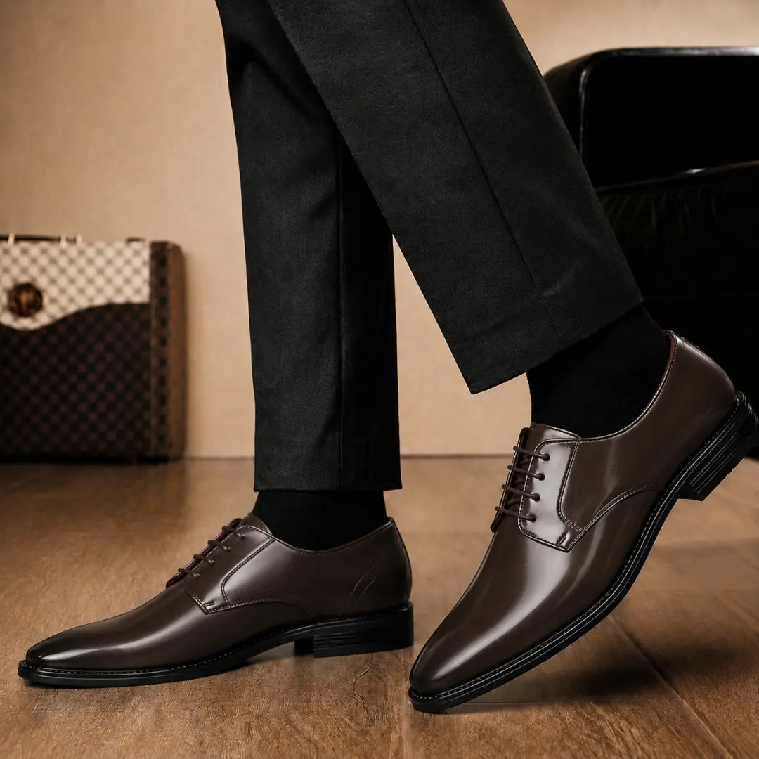 Melodiapelle Matera Plain-Toe Derby in brown leather worn with formal trousers, on-feet shot