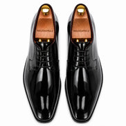 Melodiapelle Matera Plain-Toe Derby in nero black leather, pair top-down view, handcrafted in Agra
