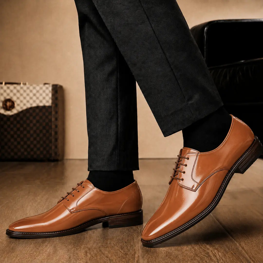 Melodiapelle Matera Plain-Toe Derby in tan leather worn with formal trousers, on-feet shot