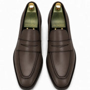 Melodiapelle Maximus Dress Penny Loafer in brown leather, pair top-down view, handcrafted in Agra