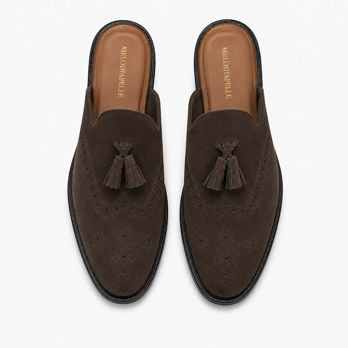 Melodiapelle Mendiai Mule in dark brown suede, pair top-down view, handcrafted in Agra