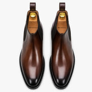 Melodiapelle Mentor Classic Chelsea Boot in dark brown leather, pair top-down view, handcrafted in Agra