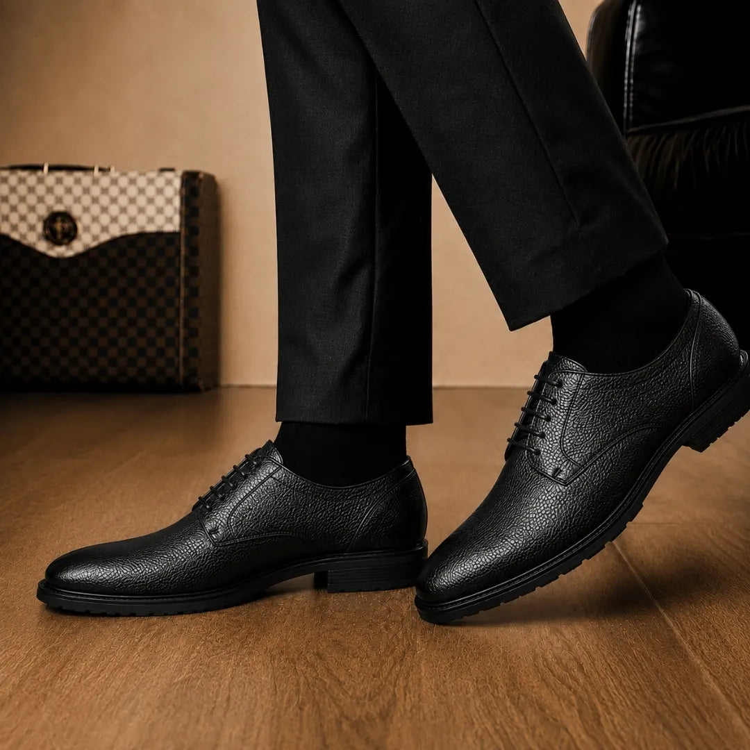 Melodiapelle Meridian Derby Shoes in black leather worn with formal trousers, on-feet shot