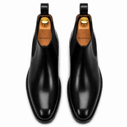 Melodiapelle Michigan Chelsea Boot in black leather, pair top-down view, handcrafted in Agra