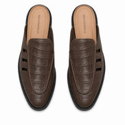 Melodiapelle Milan Mule in dark brown embossed leather, pair top-down view, handcrafted in Agra