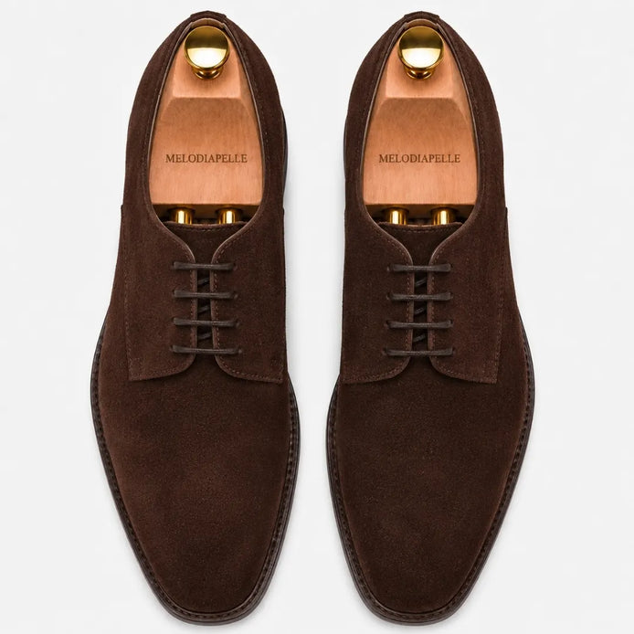 Melodiapelle Mission Classic Derby in dark brown suede, pair top-down view, handcrafted in Agra