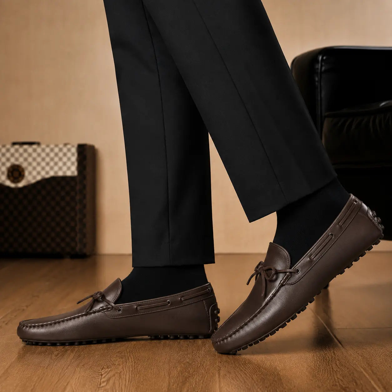 Melodiapelle Missouri Loafer in dark brown leather worn with trousers, on-feet shot
