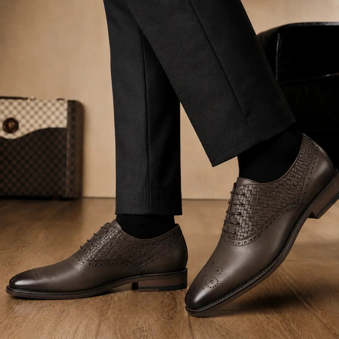 Melodiapelle Monaldo Woven Brogue Oxford in brown leather worn with formal trousers, on-feet shot