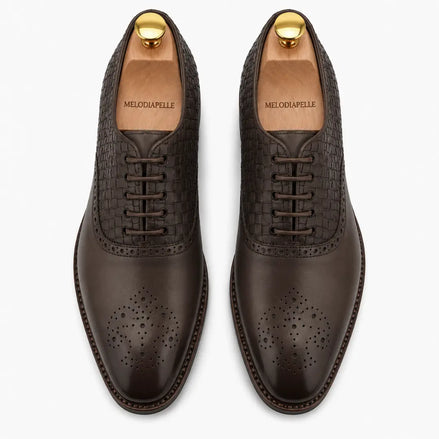 Melodiapelle Monaldo Woven Brogue Oxford in brown leather, pair top-down view, handcrafted in Agra