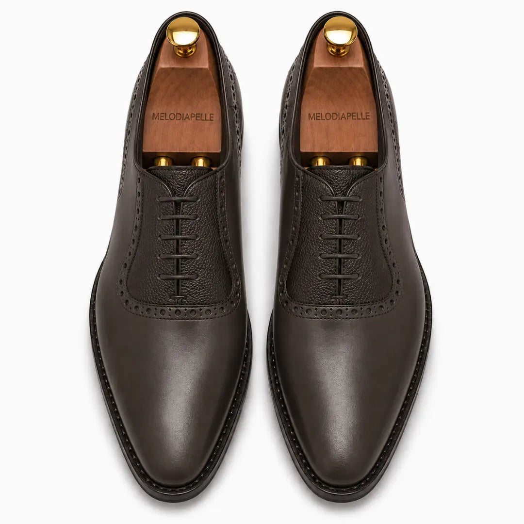 Melodiapelle Montserrat Two-Tone Saddle Oxford in brown leather, pair top-down view, handcrafted in Agra