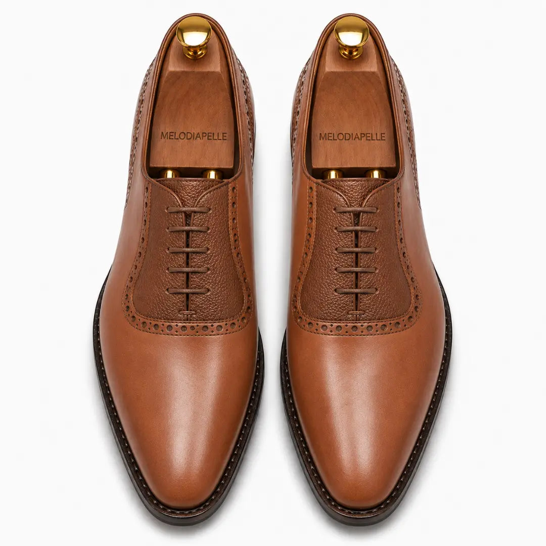 Melodiapelle Montserrat Two-Tone Saddle Oxford in tan leather, pair top-down view, handcrafted in Agra