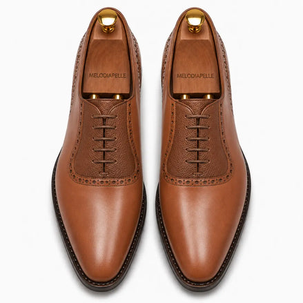 Melodiapelle Montserrat Two-Tone Saddle Oxford in tan leather, pair top-down view, handcrafted in Agra