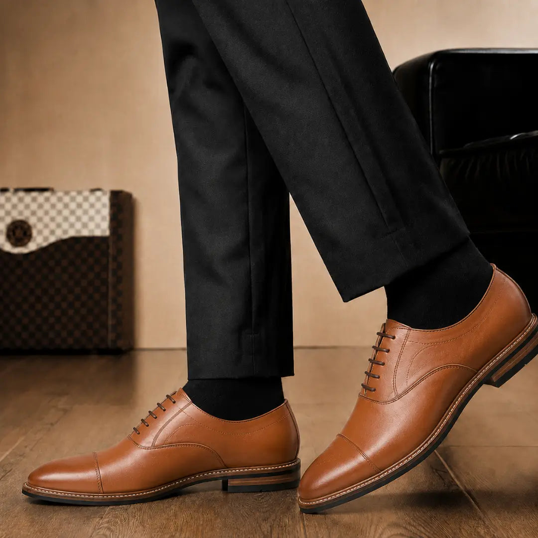 Melodiapelle Mount Pleasant Oxford in tan leather worn with formal trousers, on-feet shot