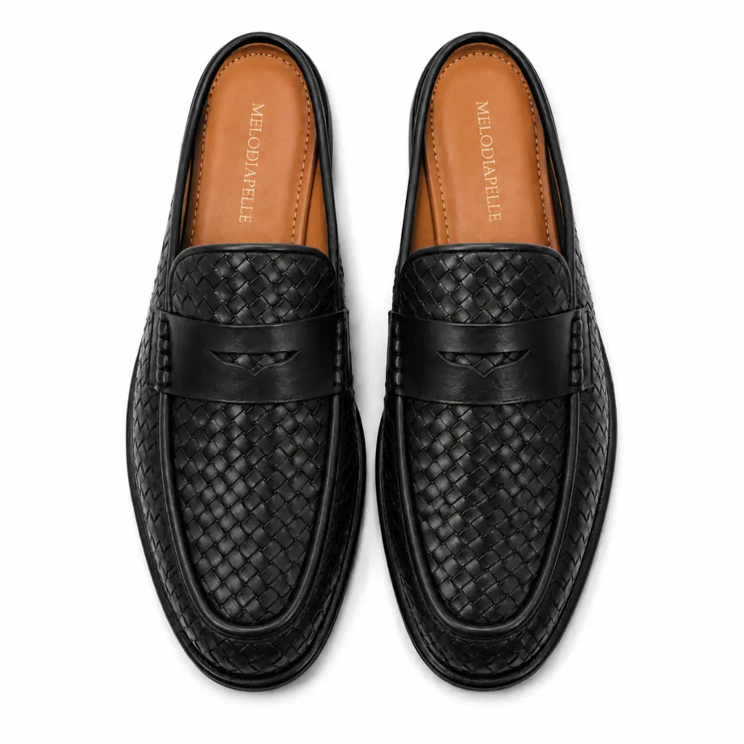 Melodiapelle Rossi Mule in black woven leather, pair top-down view, handcrafted in Agra